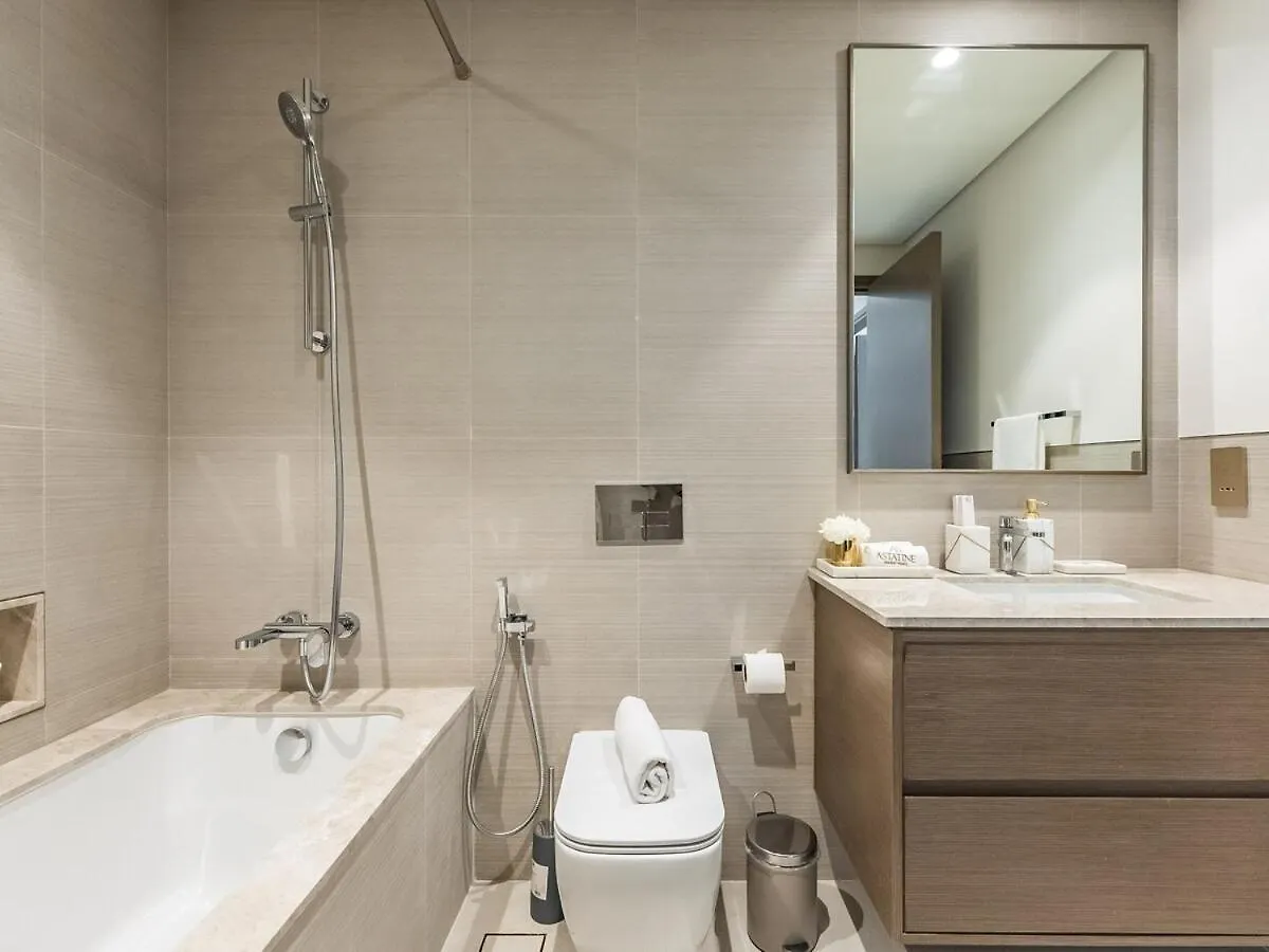 Luxurious 1Br Grande Signature Residence Dubaï