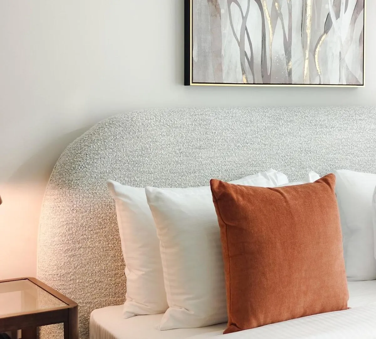 Luxurious 1Br Grande Signature Residence Dubai