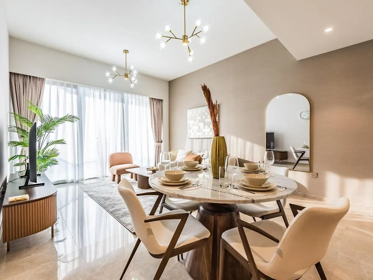 Apartment Luxurious 1Br Grande Signature Residence Dubai